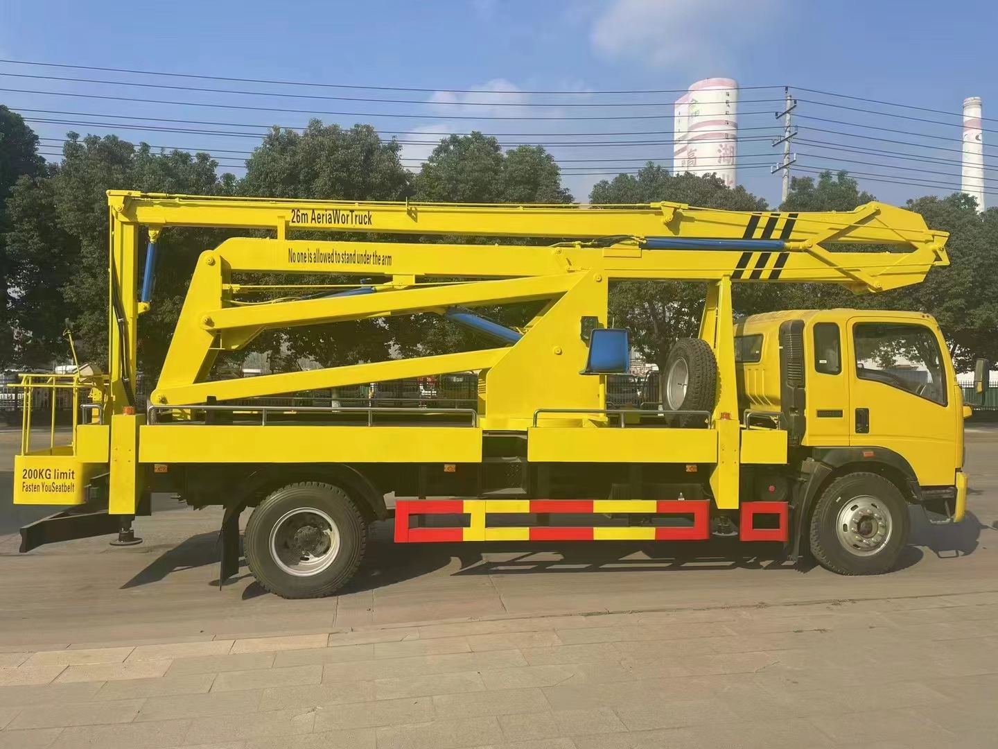 HOWO 27m Aerial Lift Truck Beam Lifter Truck
