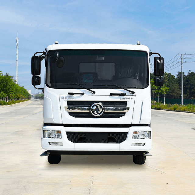 DONGFENG Su Deposu Kamyonu 15000-20000 Litre Su Yayıcı Kamyonu