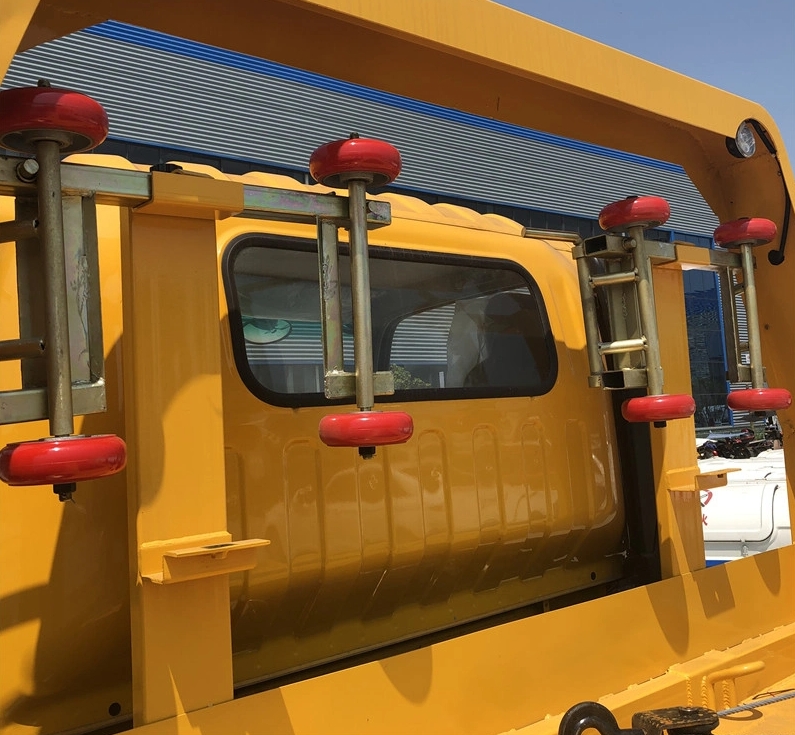 Ciężar&oacute;wka do odzyskiwania dr&oacute;g 4x2 Isuz Wrecker