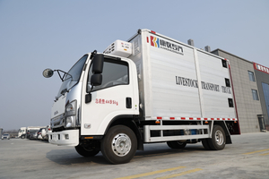 รถบรรทุก Tansport ของ Isuz ปศุสัตว์