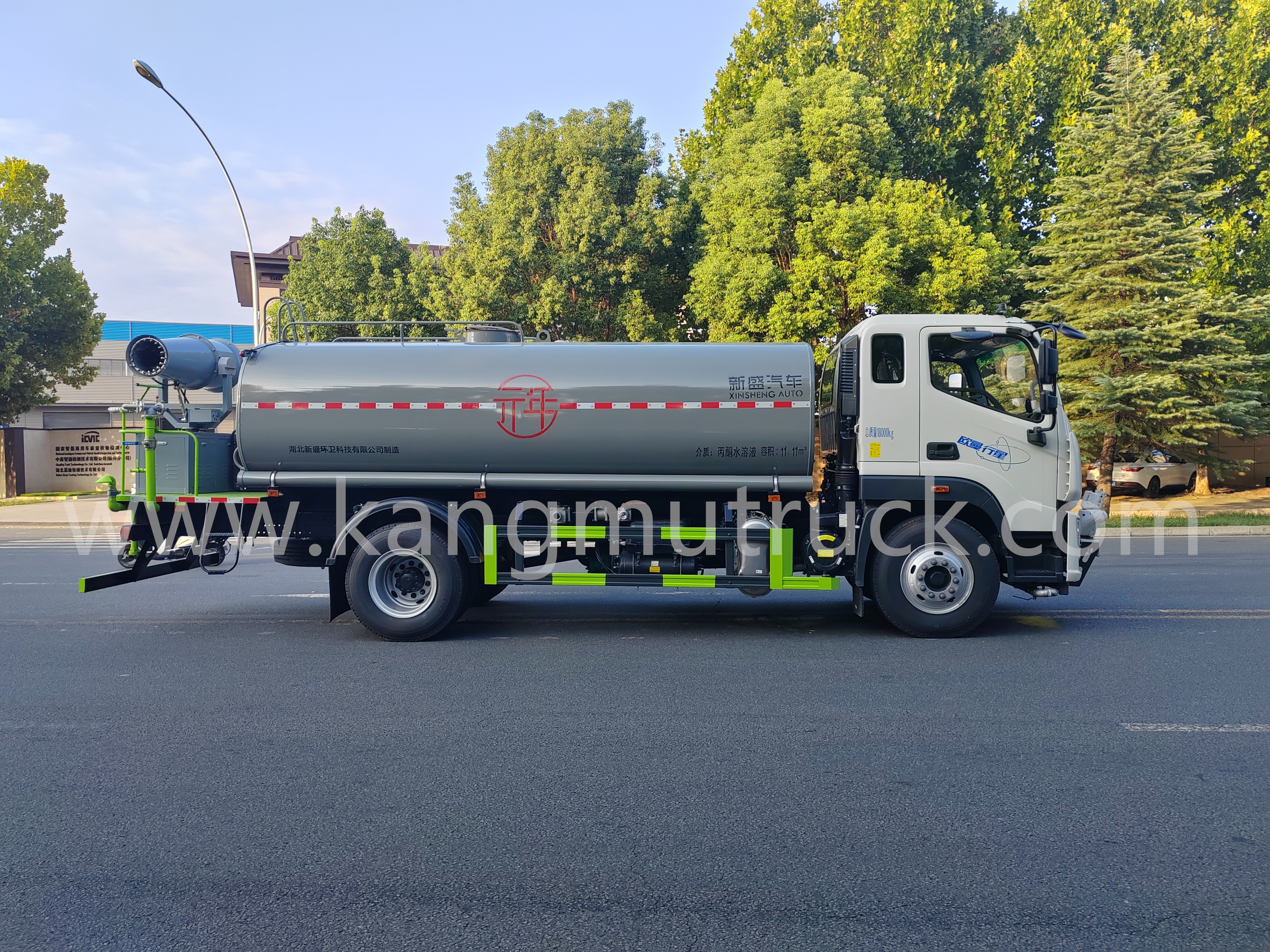 Foton Ouman Planet kamion s prskalicama od 15 cbm