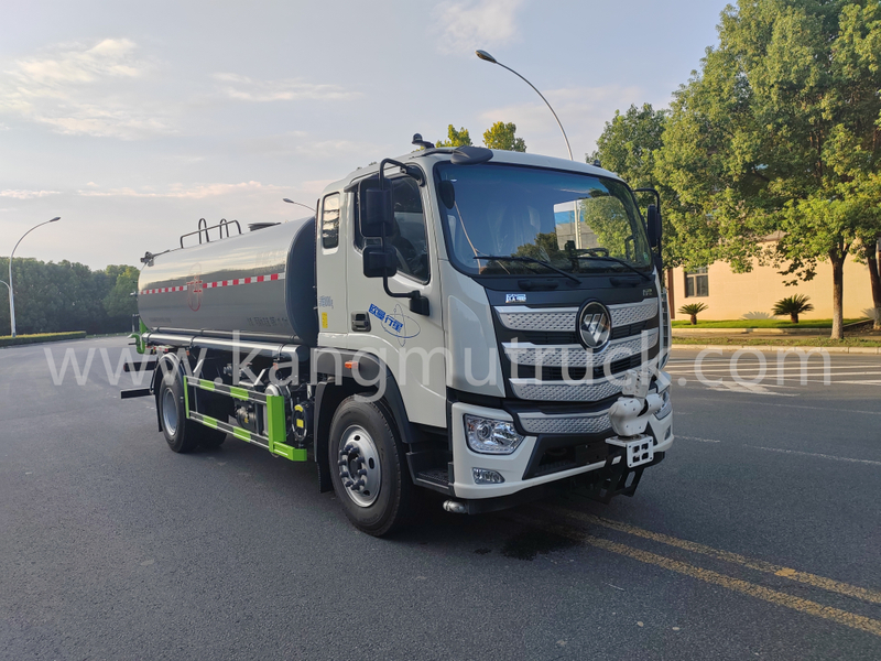 Foton Ouman Planet kamion s prskalicama od 15 cbm