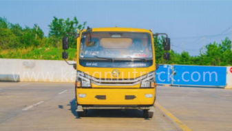 Dongfeng Dolika D7 8Cbm ဖိအားမြင့် သန့်ရှင်းရေးထရပ်ကား