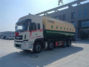Dongfeng 4 assi camion di alimentazione sfusa