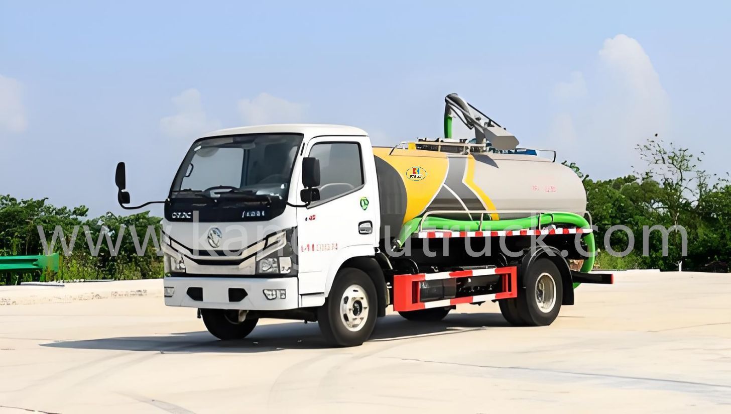 Dongfeng Dolika 5CBM spoelput leegmaak en suig vragmotor