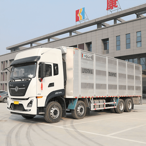Dongfeng သယ်ယူပို့ဆောင်ရေး ထရပ်ကားသည် မွေးမြူရေးနှင့် ကြက်များ အားလုံးကို ပို့ဆောင်ပေးသည်။