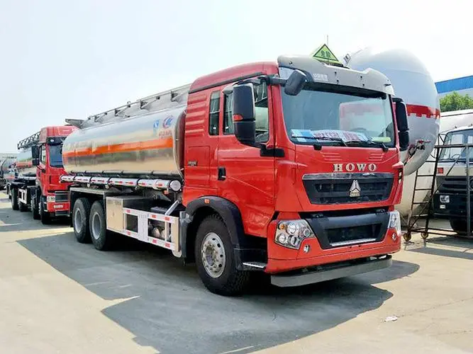 HOW航空機給油トラックを備えたオイルタンク