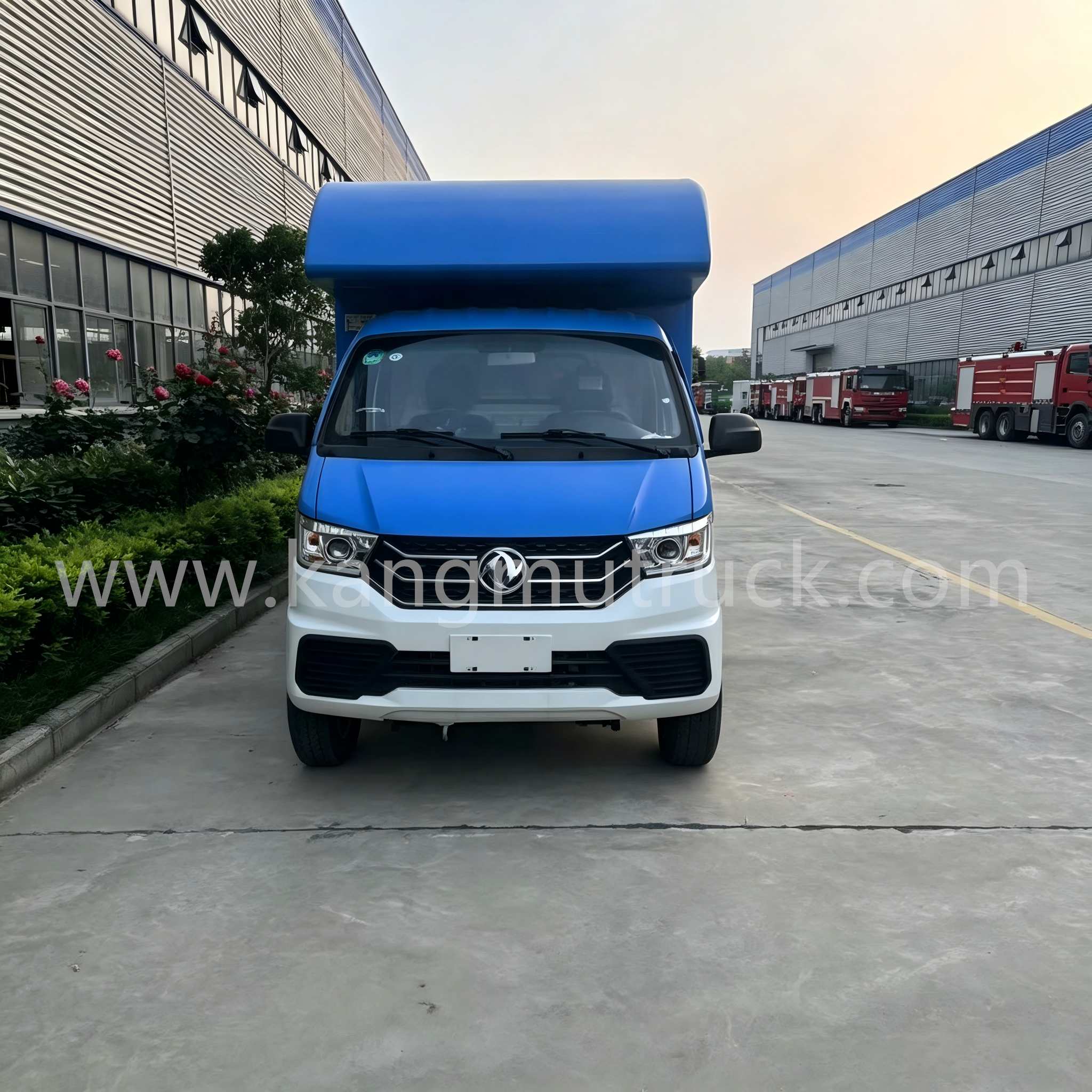 Dongfeng Xiaobawang National VI Mobile Vending Vehicle (benz&iacute;nov&aacute; verzia)